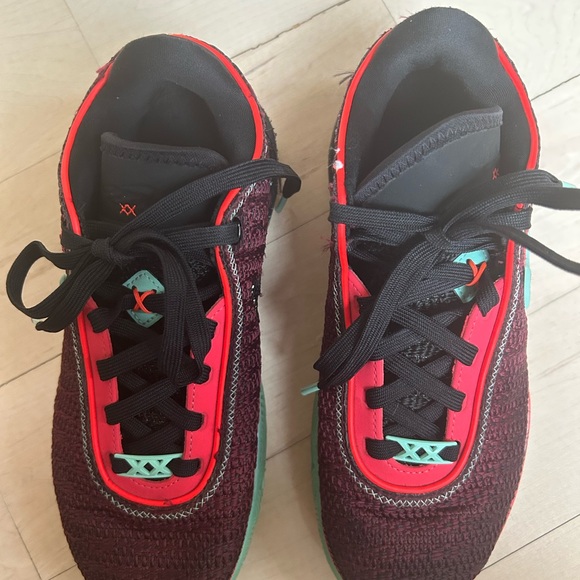 Nike Other - LeBron XX size 6.5 boys